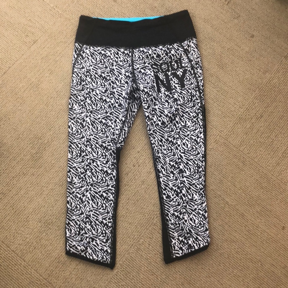 Lululemon x SoulCycle cropped leggings size 6